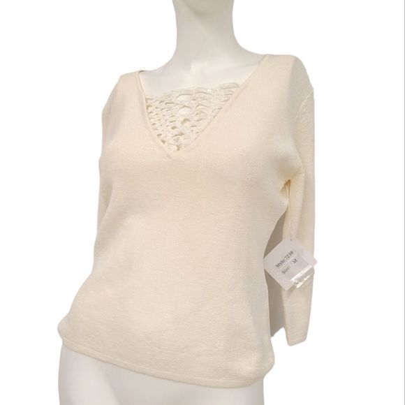 New with Tags Joseph A. Crochet Neck Sweater size Med - Picture 2 of 6